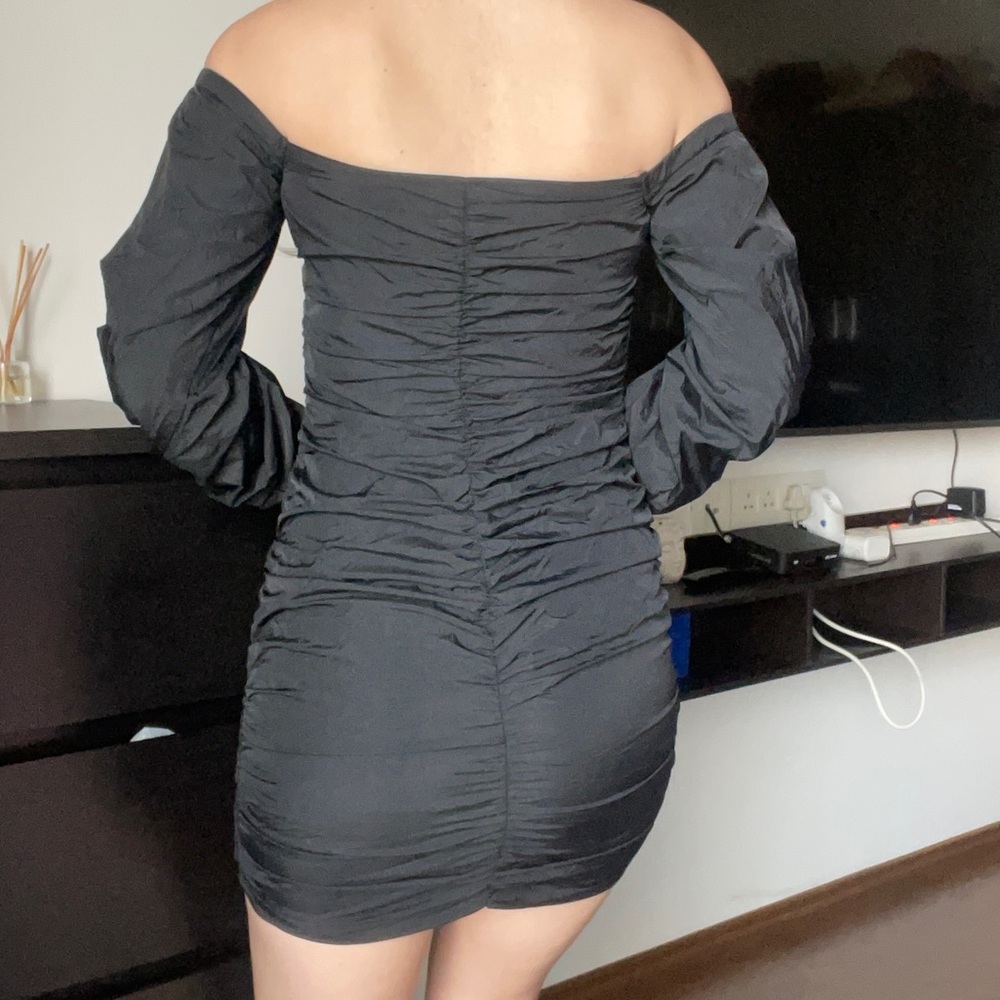 H&M dress - one time used - Picture 3 of 3